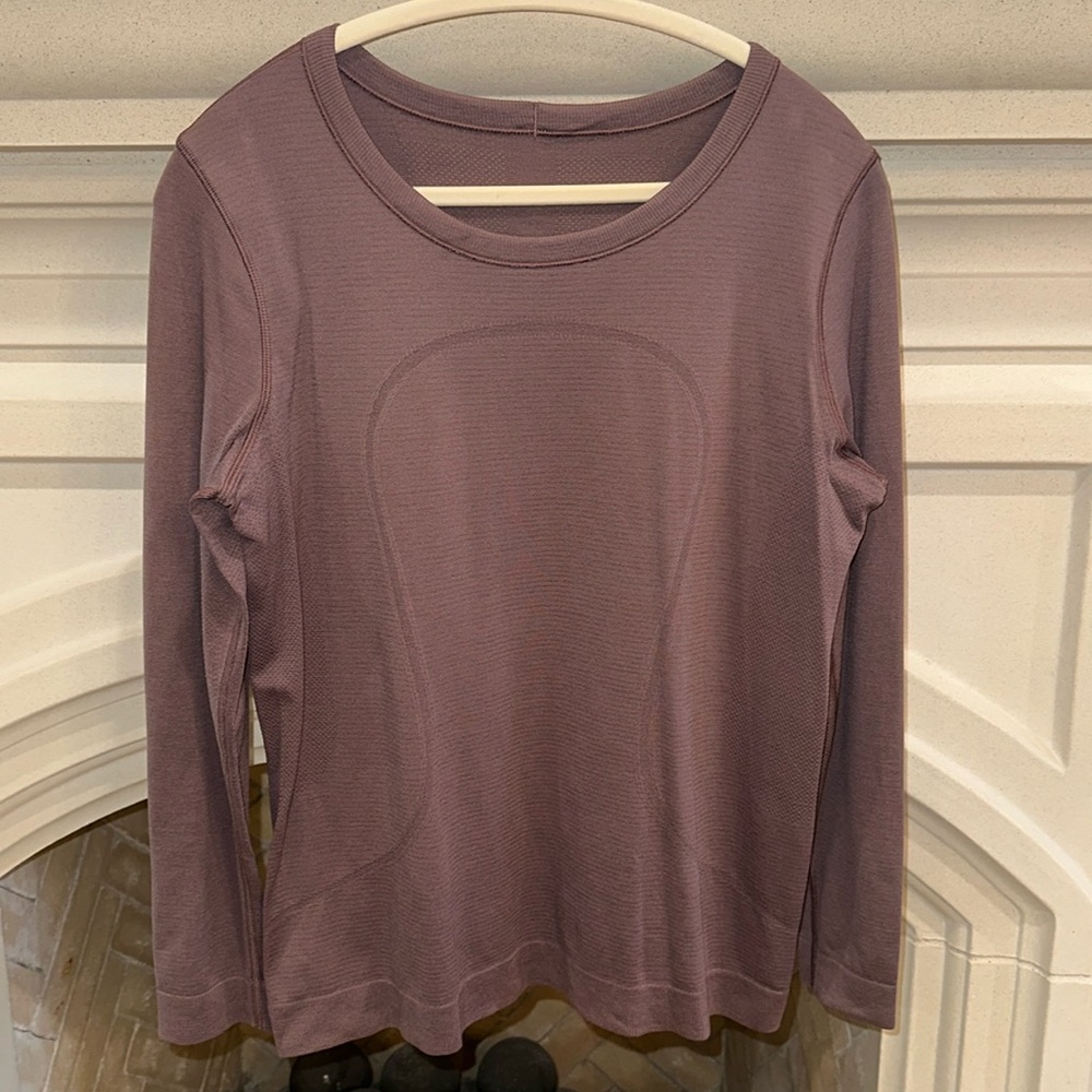 Long sleeve swiftly tech shirt, size 10 relaxed fit